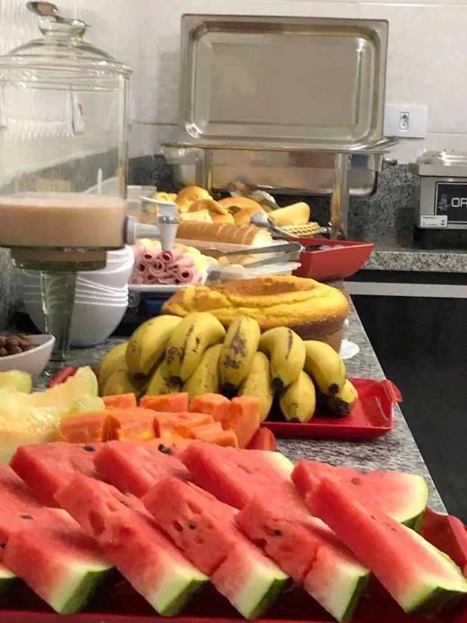 Hotel Minho ao Lado do Novo Hospital Pérola Byington - Reserve 4 noites e pague 3 ou Reserve 3 noites e pague 2 Promoção acima de 4 DiáriasPróximo 25 Março , Brás e Bom Retiro São Paulo